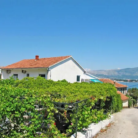 Klaric-2 By Interhome דירה