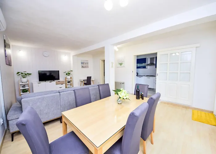 Klaric-2 By Interhome Апартаменты *